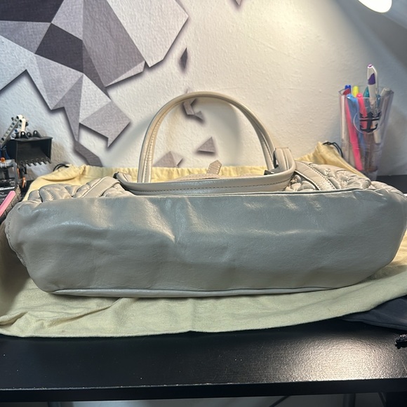 Burberry Grey/Beige Quilted Leather Enmore Hobo - Picture 7 of 13